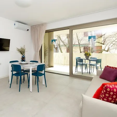 Ariston Teatro Luxury 3* Grado